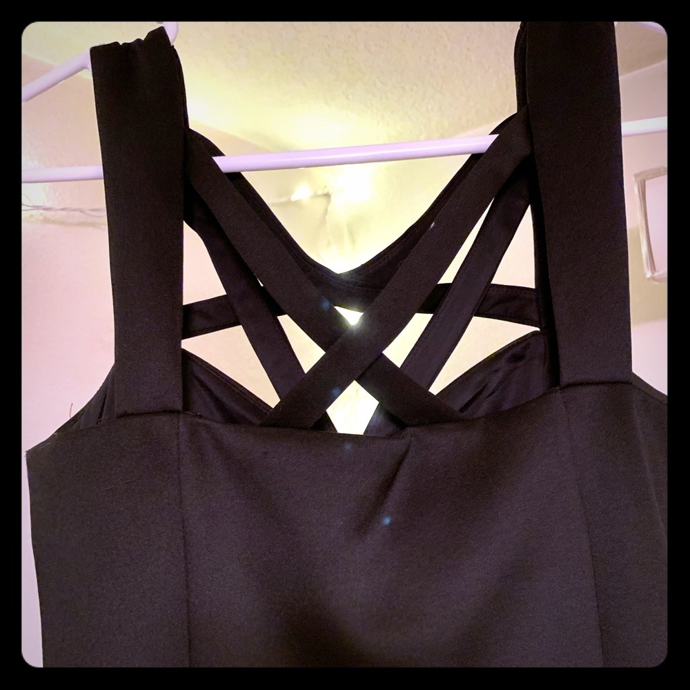Guess • Form Fitting Strappy Dress • Size 4